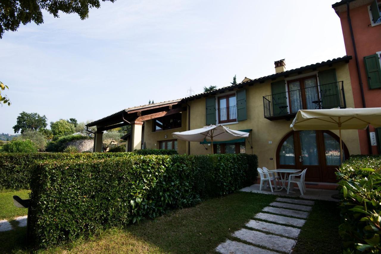 Residence Corte Camaldoli Garda  Eksteriør bilde